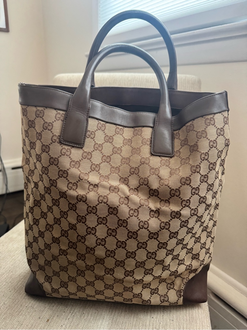 Gucci GG Canvas Tote - Picture 3 of 11